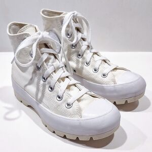 Converse Chuck Taylor All Star Lugged Womens 6.5 US High Top All White 571211C